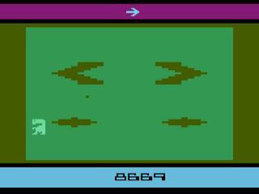 E.T. The Extra-Terrestrial - Screenshot - Gameplay (null) - 320x240