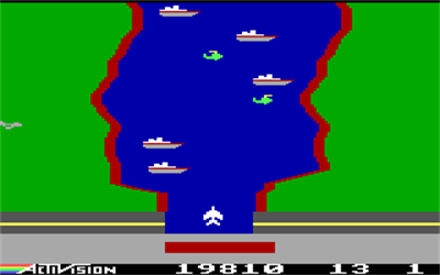 River Raid - Screenshot - Gameplay