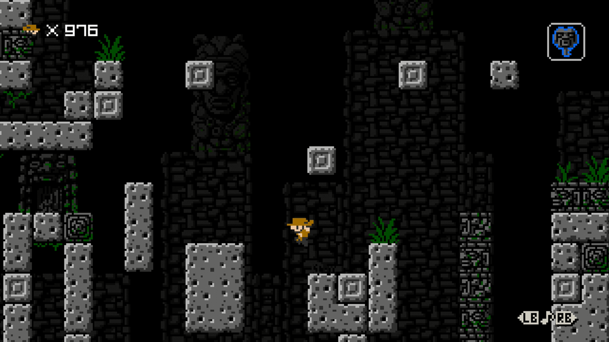 Aban Hawkins & 1000 Spikes