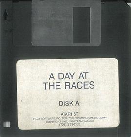 A Day at the Races - Disc Image