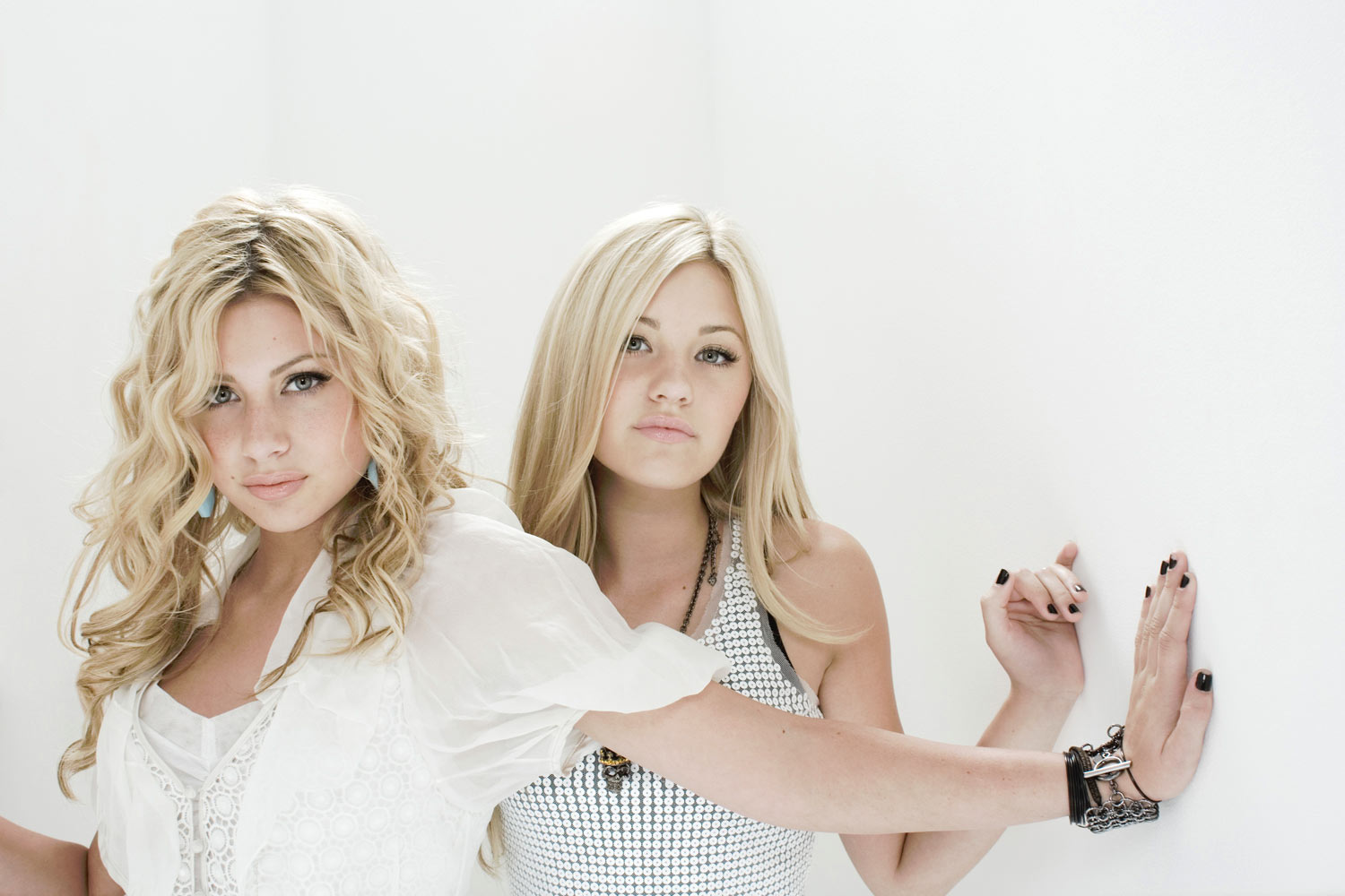The Aly & AJ Adventure